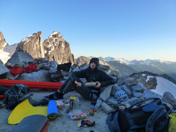 En el vivac East Creek con un tiempo espectacular