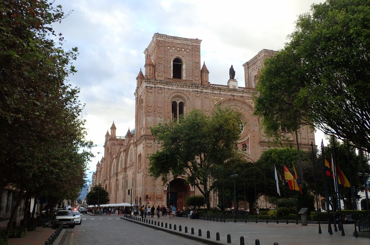 Catedral de Cuenca de ladrillo