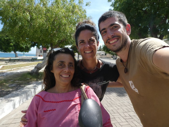Con la arqueóloga Yolanda, que junto con su marido Ricardo están llevando a cabo la enorme labor de explorar los más de 20 barcos hundidos alrededor de la fortaleza portuguesa de Isla de Mozambique. Buscan voluntarios que tengan pasión por la arqueología y el buceo