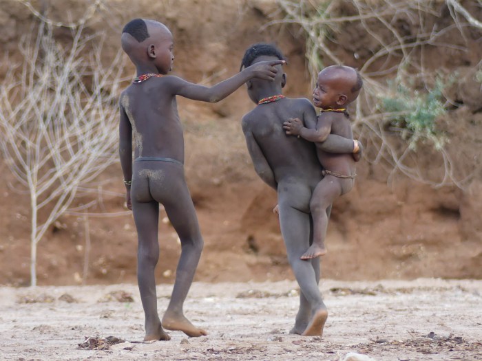Niños de la tribu Hamer en Dimeka